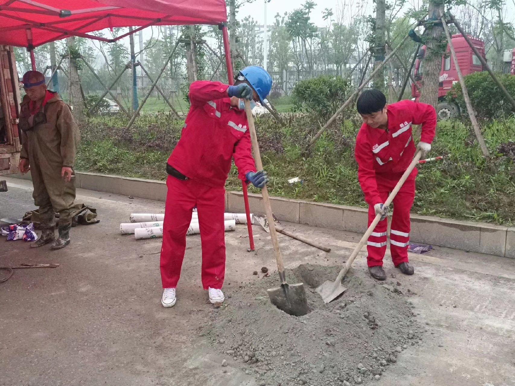 宣威管道疏通哪家好】及时进行市政管道清淤